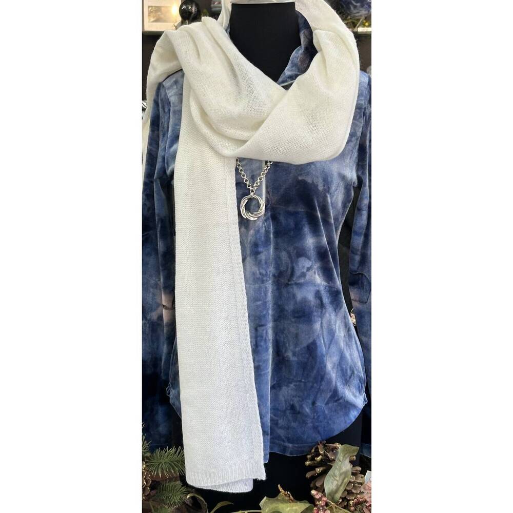 NEW ALASHAN CASHMERE women's cashmere essential scarf in white